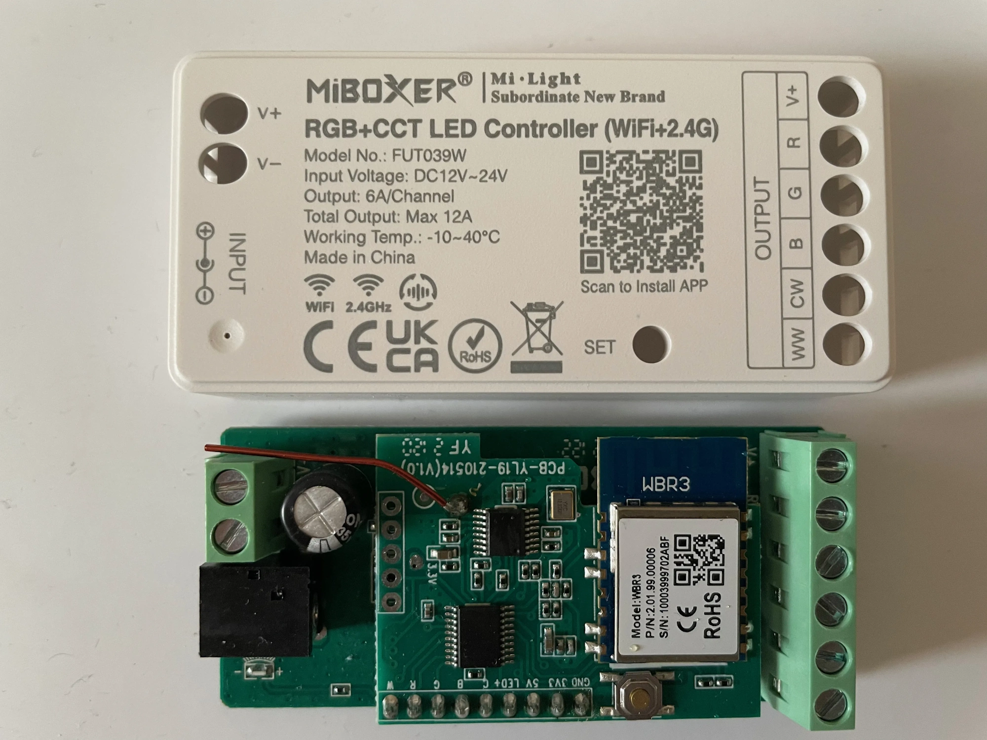 MiBoxer FUT039W RGB+CCT LED Controller (WIFI+2.4G) Board